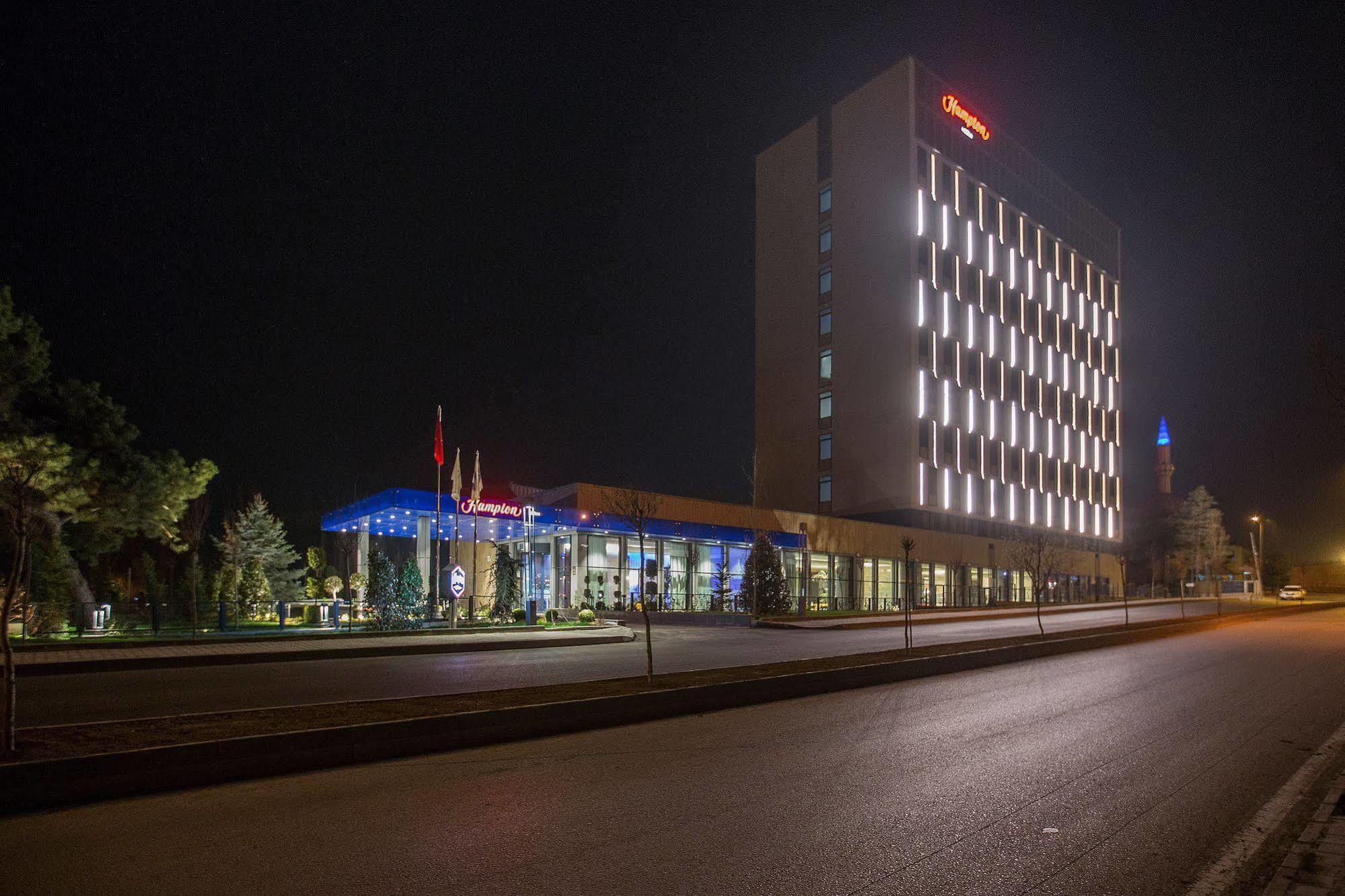 Hampton By Hilton Bolu Hotel Bagian luar foto
