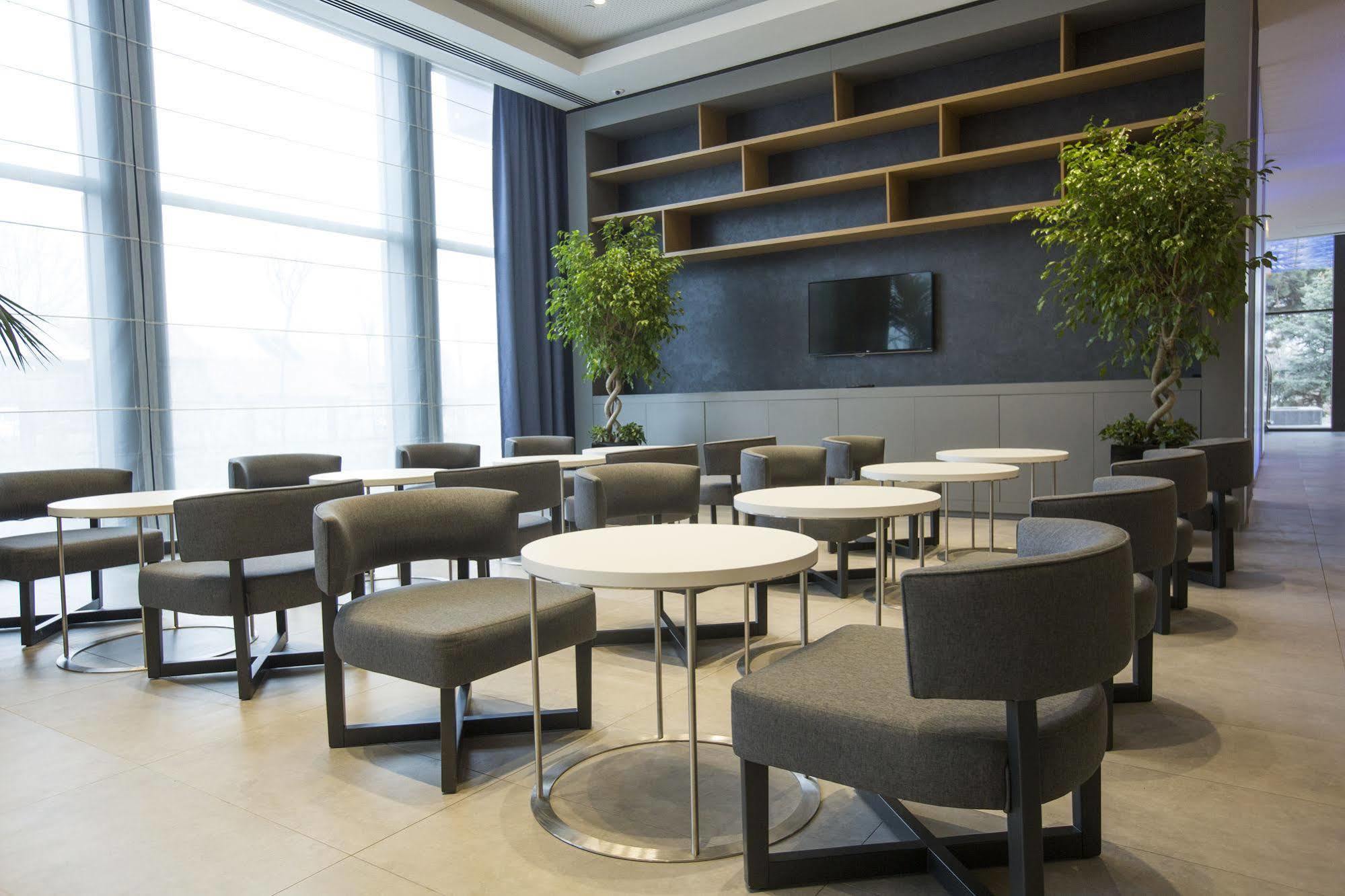 Hampton By Hilton Bolu Hotel Bagian luar foto